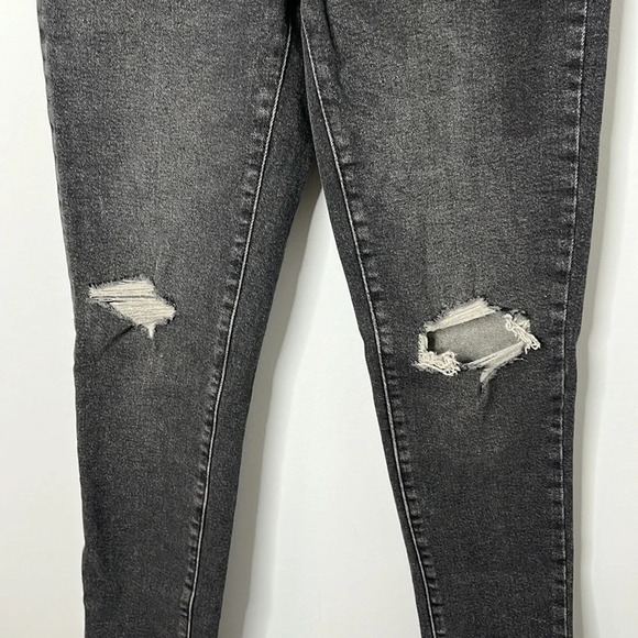 Levi’s 721 High Rise Skinny Ripped Knee Distressed Charcoal Jeans - Picture 5 of 9